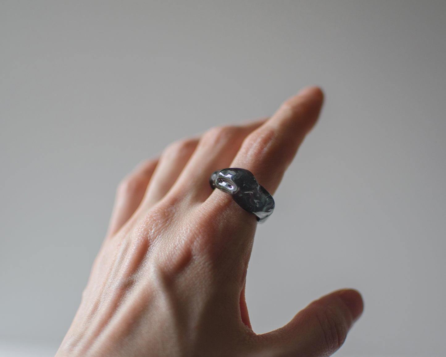 Chunky Ring Transparent Black