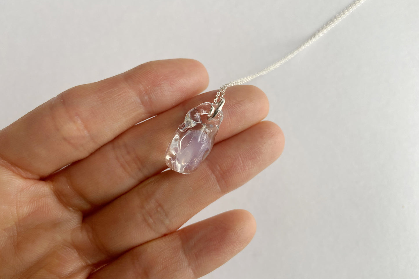 Stone Necklace - Clear x Pink